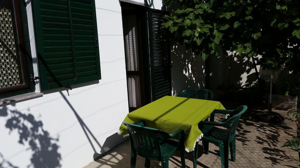 Apartments And Rooms Mirjana Бибинє Номер фото